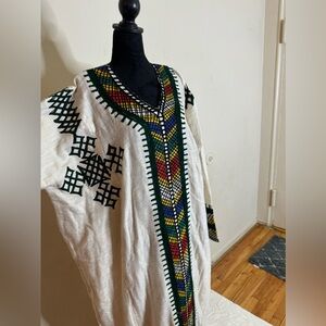 Ethiopian and Eritrean traditional dress (gonder kemis